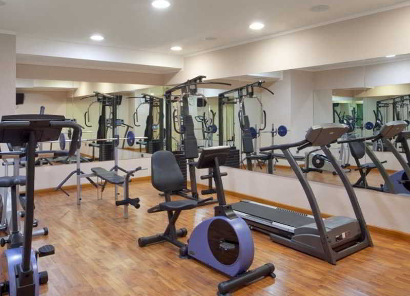Holiday Inn Cagliari By Ihg Esterno foto